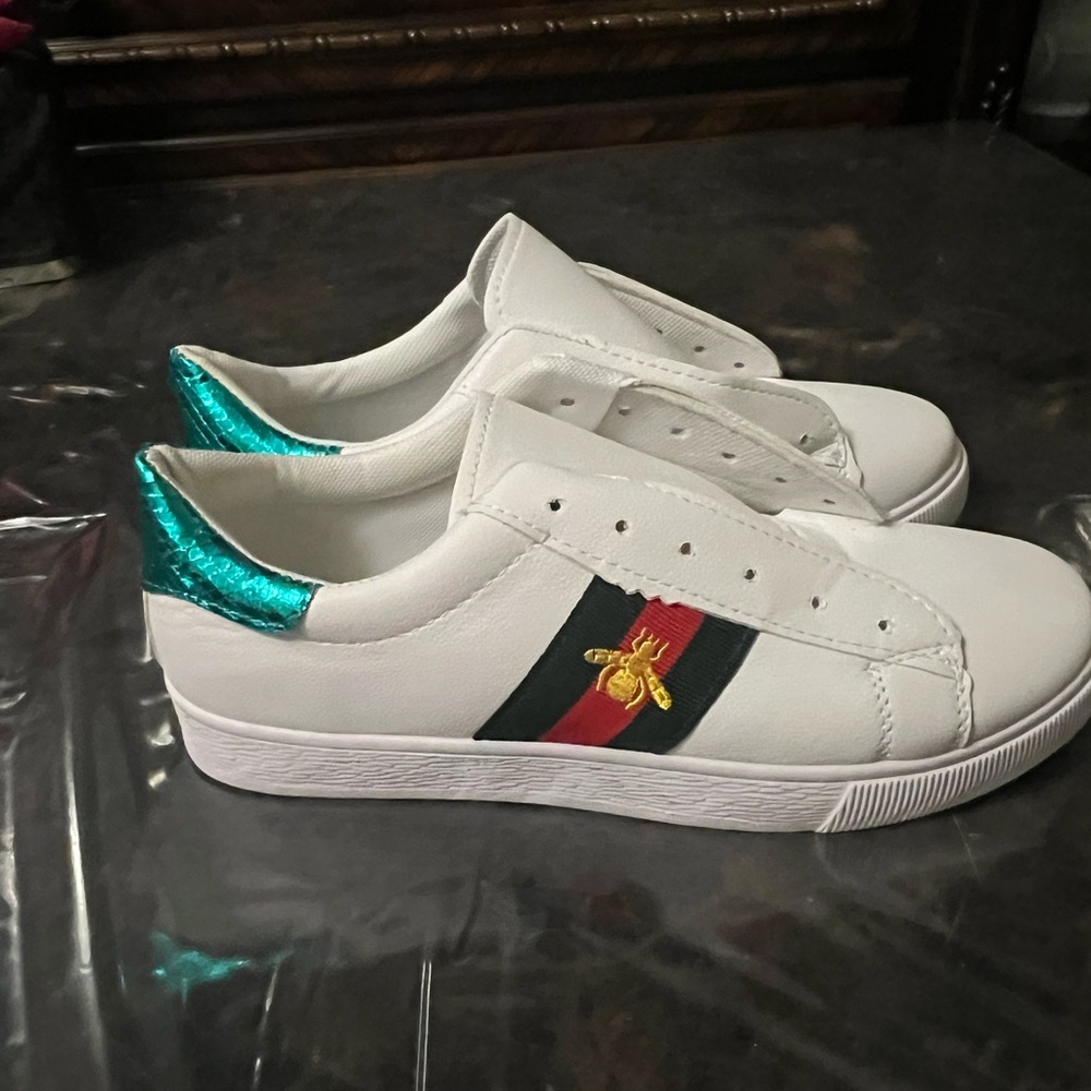 Stylish women White and Green Sneakers